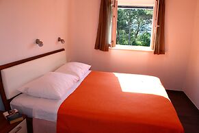 Gorgonia Suites