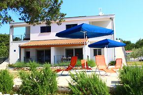 Gorgonia Suites