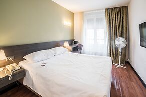 Hotel Montana