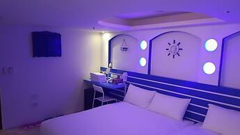 Honey Prince Hotel