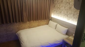 Honey Prince Hotel