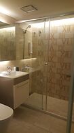 Honey Prince Hotel