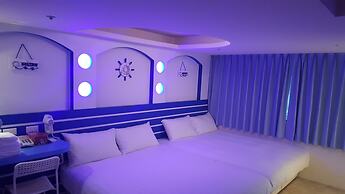 Honey Prince Hotel