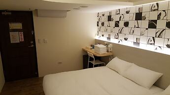 Honey Prince Hotel