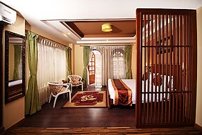 DOM Himalaya Hotel