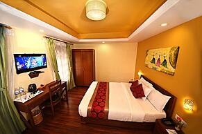 DOM Himalaya Hotel