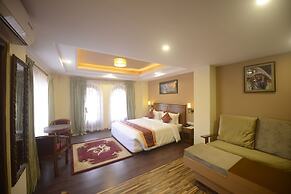DOM Himalaya Hotel