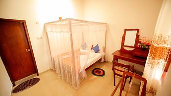 Frangipani Motel
