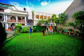 Frangipani Motel