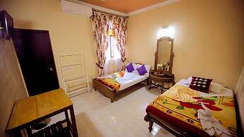 Frangipani Motel