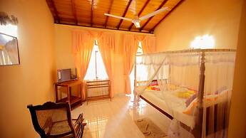 Frangipani Motel