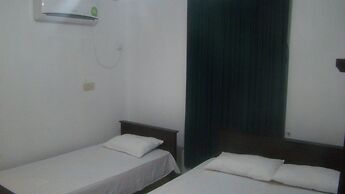 Asix Hotel