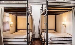 Cassette Hostel
