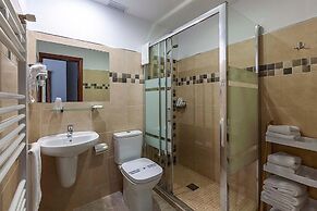 Hotel Sulayr