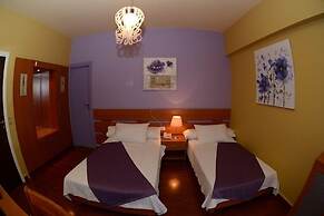Ahiram Hotel
