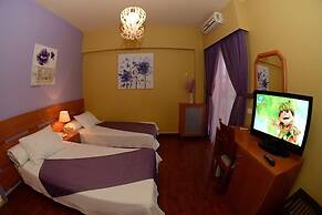 Ahiram Hotel