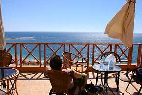 Ahiram Hotel