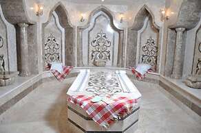 Joyy Hotel & Spa