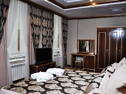 Joyy Hotel & Spa