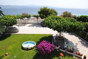 Pansion Akrogiali