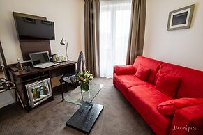 Elysée Hotel