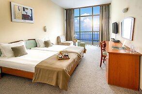 Palm Beach Hotel- All Inclusive