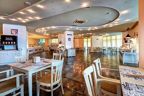 Palm Beach Hotel- All Inclusive