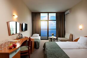 Palm Beach Hotel- All Inclusive