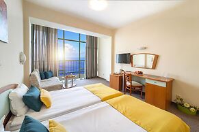 Palm Beach Hotel- All Inclusive