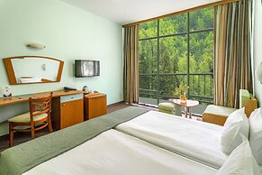 Palm Beach Hotel- All Inclusive