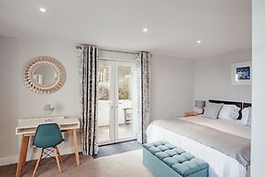 The Bay Hotel