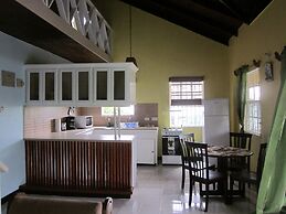 Buttercup Cottage Apartments