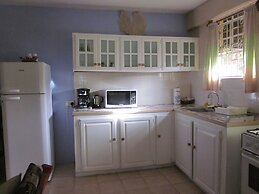 Buttercup Cottage Apartments