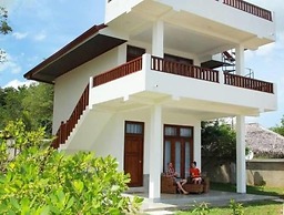 Hideaway Lodge
