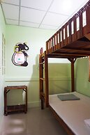 Zleep63 - Hostel
