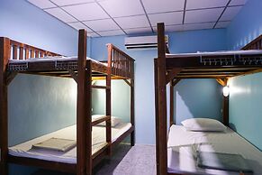 Zleep63 - Hostel