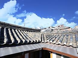 Inwoo House