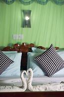 Hotel Happy Night & Restaurant
