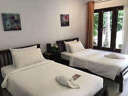 Baan Suan Rim Klong