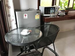 Baan Suan Rim Klong