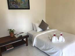 Baan Suan Rim Klong