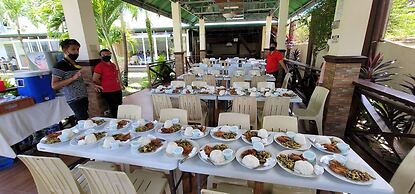 La Solana Suites And Resort