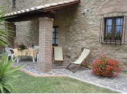 Casale Giulia