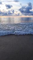 Las Cuevas Beach Lodge