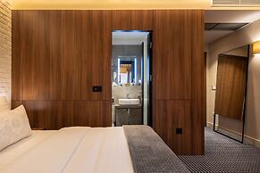 Livris Hotel