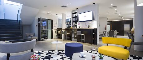 Livris Hotel