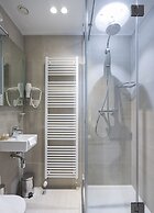 Livris Hotel