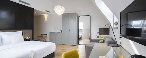 Livris Hotel