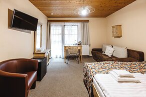Hotel Frýdl