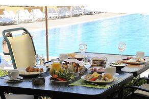 Country Lodge Hotel & Resort